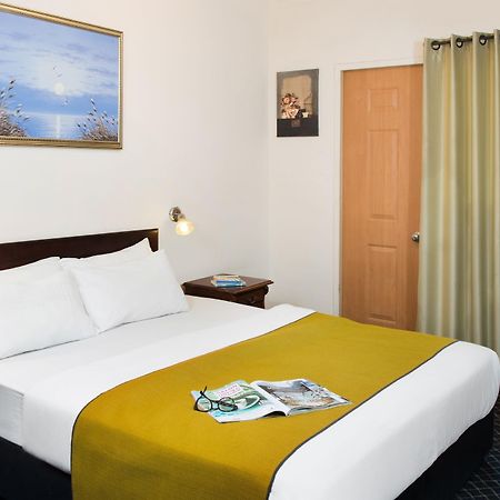 Sun City Hotel Tel Aviv Ngoại thất bức ảnh