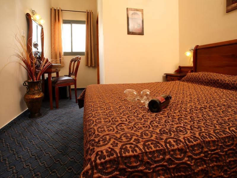 Sun City Hotel Tel Aviv Ngoại thất bức ảnh